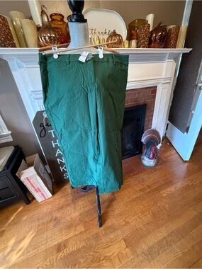 Lane Bryant Forest Green Capris